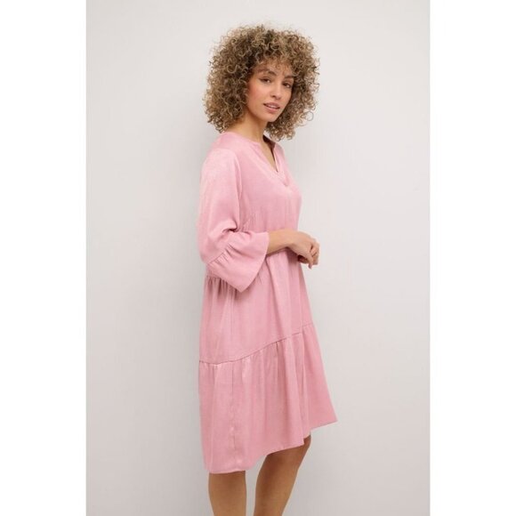 NWT CREAM Blush Pink Siran Dress - KIM FIT - Picture 3 of 6